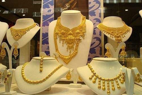 黄金易得，真情无价——饰品的深层价值